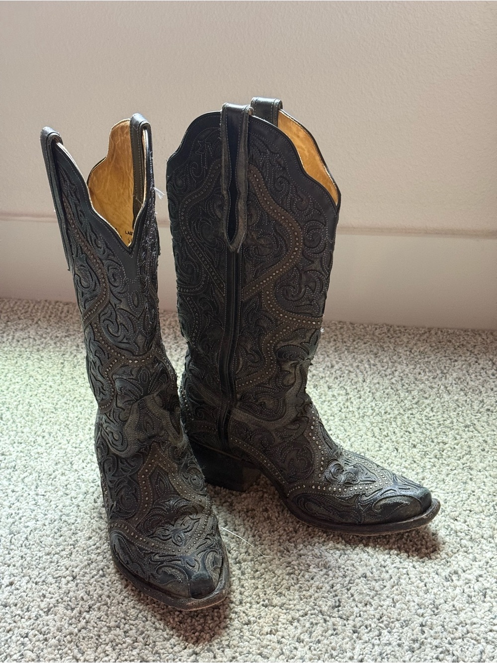 Black Cowboy Boots | Corral